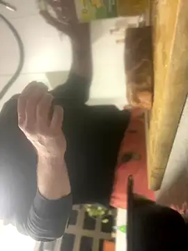 Snapshot of FrankJake99 chatting on 10.19.25 FrankJake99 online show from 10.19.25