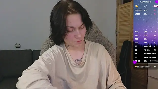 esajukyy online show from 04.20.26