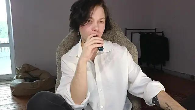 Snapshot of esajukyy chatting on 07.22.26 esajukyy online show from 07.22.26