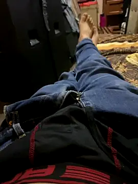 Deste223 online show from 10.20.25