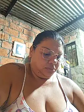Snapshot of chubby_sexy_big_tits chatting on 03.06.25 chubby sexy big tits online show from 03.06.25
