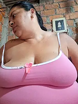 Snapshot of chubby_sexy_big_tits chatting on 03.12.25 chubby sexy big tits online show from 03.12.25
