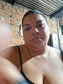 Snapshot of chubby_sexy_big_tits chatting on 03.18.25 chubby sexy big tits online show from 03.18.25