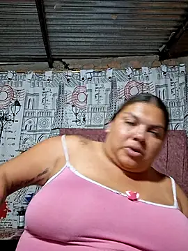 Snapshot of chubby_sexy_big_tits chatting on 10.04.25 chubby sexy big tits online show from 10.04.25
