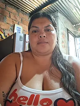 Snapshot of chubby_sexy_big_tits chatting on 10.11.25 chubby sexy big tits online show from 10.11.25