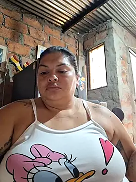 Snapshot of chubby_sexy_big_tits chatting on 10.13.25 chubby sexy big tits online show from 10.13.25