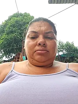 Snapshot of chubby_sexy_big_tits chatting on 11.24.25 chubby sexy big tits online show from 11.24.25