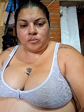 Snapshot of chubby_sexy_big_tits chatting on 12.13.25 chubby sexy big tits online show from 12.13.25