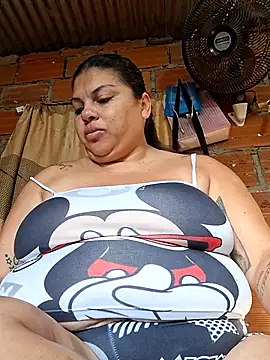 Snapshot of chubby_sexy_big_tits chatting on 12.14.25 chubby sexy big tits online show from 12.14.25