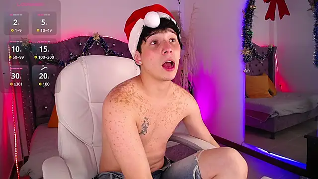 Snapshot of JustinMiller__ chatting on 12.20.24 JustinMiller online show from 12.20.24