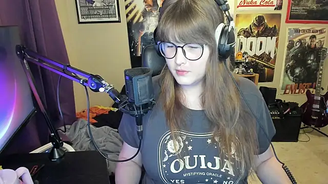 HannahCastle96 online show from 10.06.25