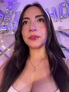 Snapshot of Melody_04 chatting on 03.08.26 Melody 04 online show from 03.08.26