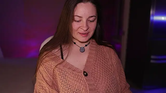 Snapshot of MissFreyaX chatting on 10.17.25 MissFreyaX online show from 10.17.25