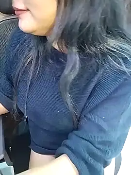 Snapshot of Hritvika chatting on 02.05.25 Hritvika online show from 02.05.25