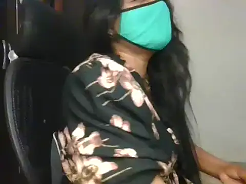 Snapshot of Hritvika chatting on 02.16.25 Hritvika online show from 02.16.25