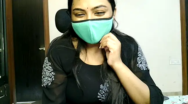 Snapshot of Hritvika chatting on 02.22.25 Hritvika online show from 02.22.25