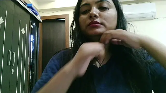 Snapshot of Hritvika chatting on 02.25.25 Hritvika online show from 02.25.25