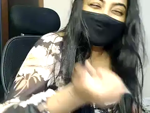 Snapshot of Hritvika chatting on 02.28.25 Hritvika online show from 02.28.25