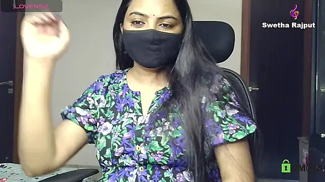 Snapshot of Hritvika chatting on 02.28.25 Hritvika online show from 02.28.25