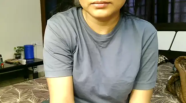 Snapshot of Hritvika chatting on 03.19.25 Hritvika online show from 03.19.25