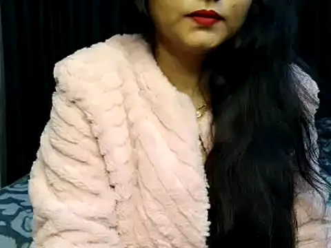 Snapshot of Hritvika chatting on 12.16.25 Hritvika online show from 12.16.25