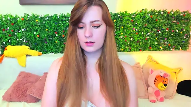 Snapshot of liya_gorgeous chatting on 12.20.24 liya gorgeous online show from 12.20.24