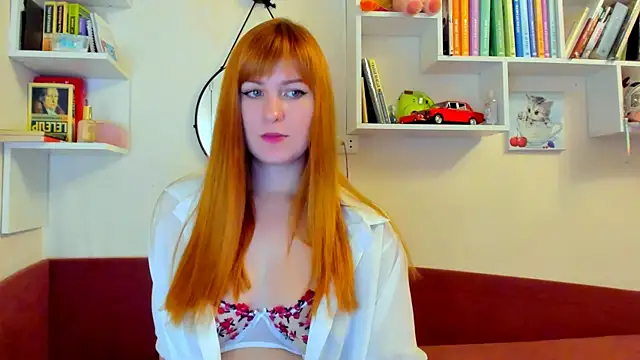 Snapshot of liya_gorgeous chatting on 11.03.25 liya gorgeous online show from 11.03.25