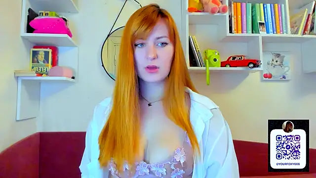 Snapshot of liya_gorgeous chatting on 11.19.25 liya gorgeous online show from 11.19.25