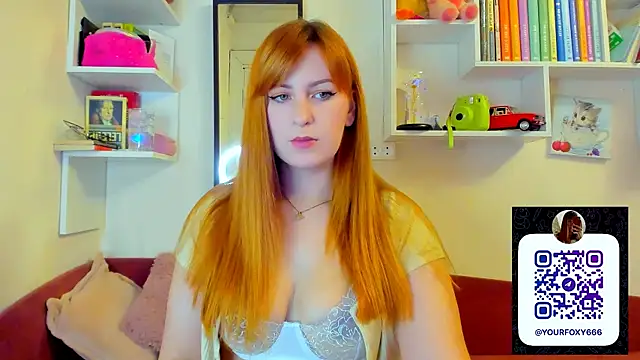 Snapshot of liya_gorgeous chatting on 11.24.25 liya gorgeous online show from 11.24.25