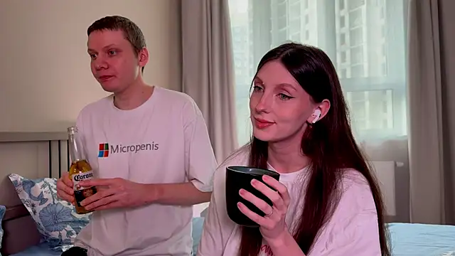 Snapshot of eternal_dream_ chatting on 02.15.25 eternal dream online show from 02.15.25