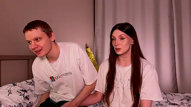 Snapshot of eternal_dream_ chatting on 02.25.25 eternal dream online show from 02.25.25