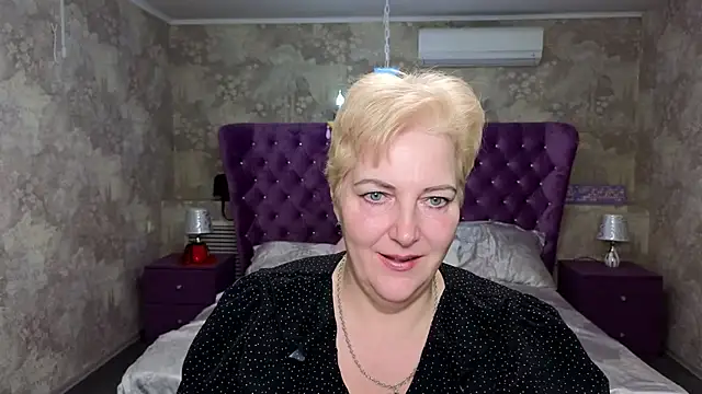 Sandra Snow online show from 02.01.25