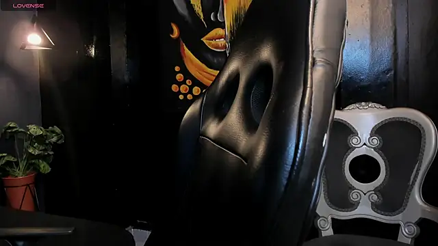 Flynn Riider online show from 12.19.25