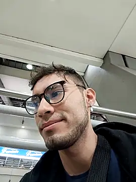 Snapshot of alexdesire chatting on 10.17.25 alexdesire online show from 10.17.25