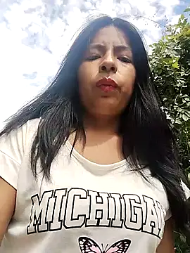 Danna-linyi online show from 02.06.25