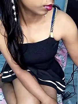 hinaa khan online show from 02.16.25