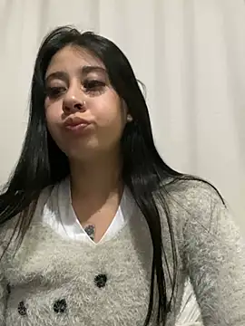 Snapshot of Zoee_t chatting on 01.22.25 Zoee t online show from 01.22.25