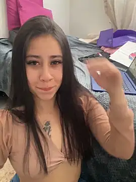 Snapshot of Zoee_t chatting on 02.18.25 Zoee t online show from 02.18.25