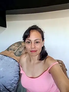 Snapshot of sweet_aphrodite69 chatting on 01.07.25 sweet aphrodite69 online show from 01.07.25