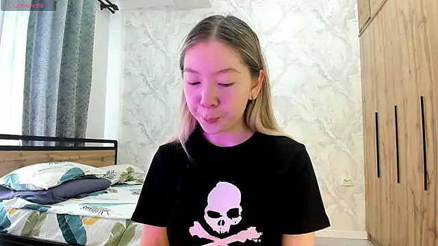 Babby Rabbit online show from 04.18.26