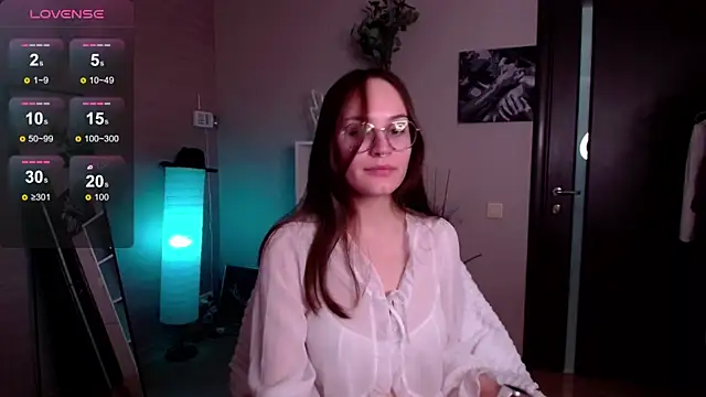 Snapshot of Lilly_Soulmate chatting on 12.27.24 Lilly Soulmate online show from 12.27.24