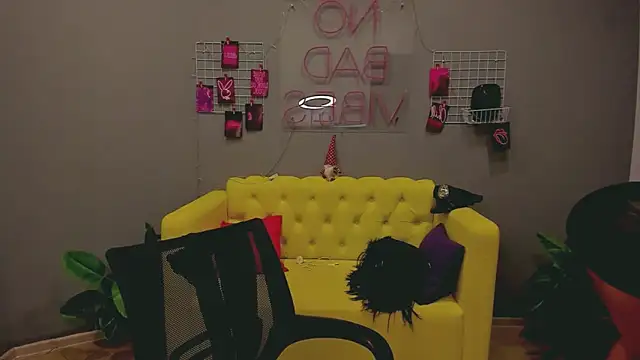 ChristyBrooks online show from 01.31.25