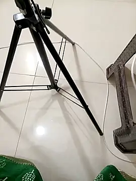 Cute-Aadhvita online show from 09.10.25