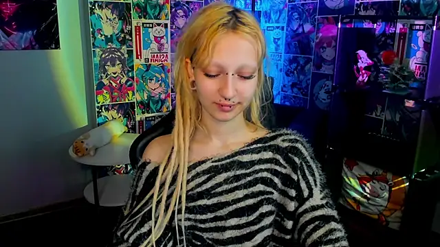 Lexy-Woorhez online show from 03.05.25