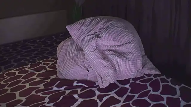 Snapshot of AngelCumsAllTheTime chatting on 03.09.25 AngelCumsAllTheTime online show from 03.09.25