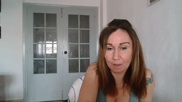 TamaraSweetxo online show from 03.20.25