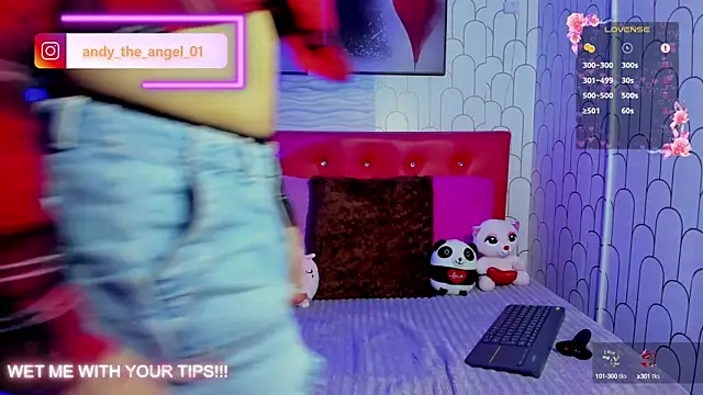 andy angell1 online show from 02.15.25