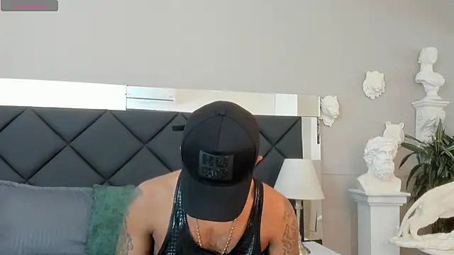 Robin Rief online show from 11.20.25