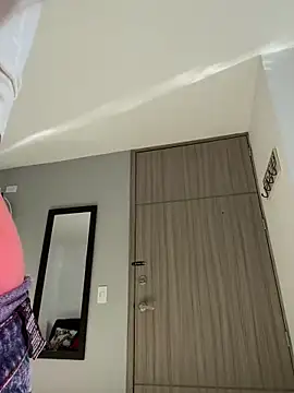 NicoleCut online show from 03.22.25