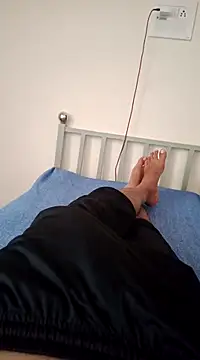 Snapshot of suryavanshi7inch chatting on 01.12.25 suryavanshi7inch online show from 01.12.25